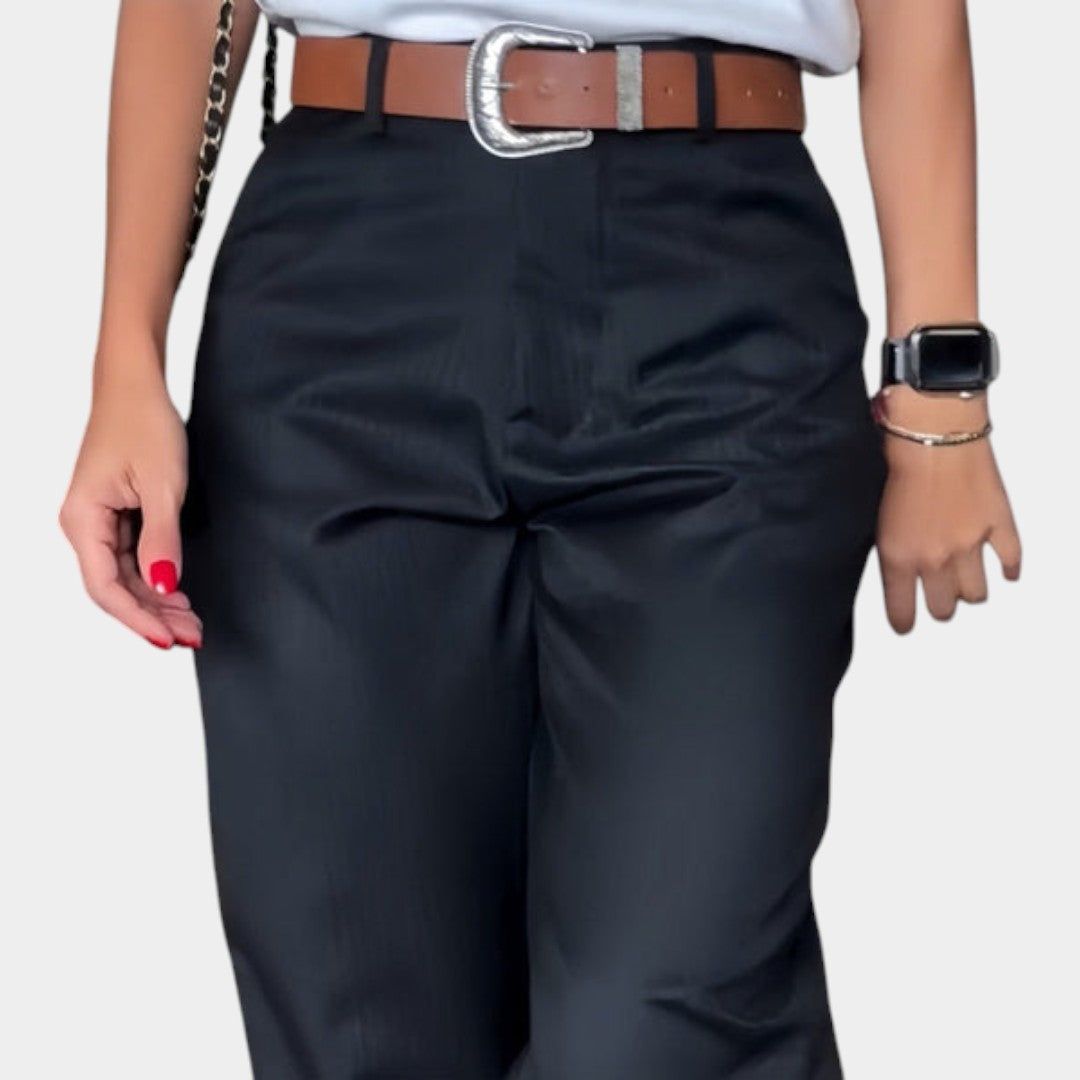 Madara – Bikses: Ideāls stila, komforta un daudzveidības apvienojums