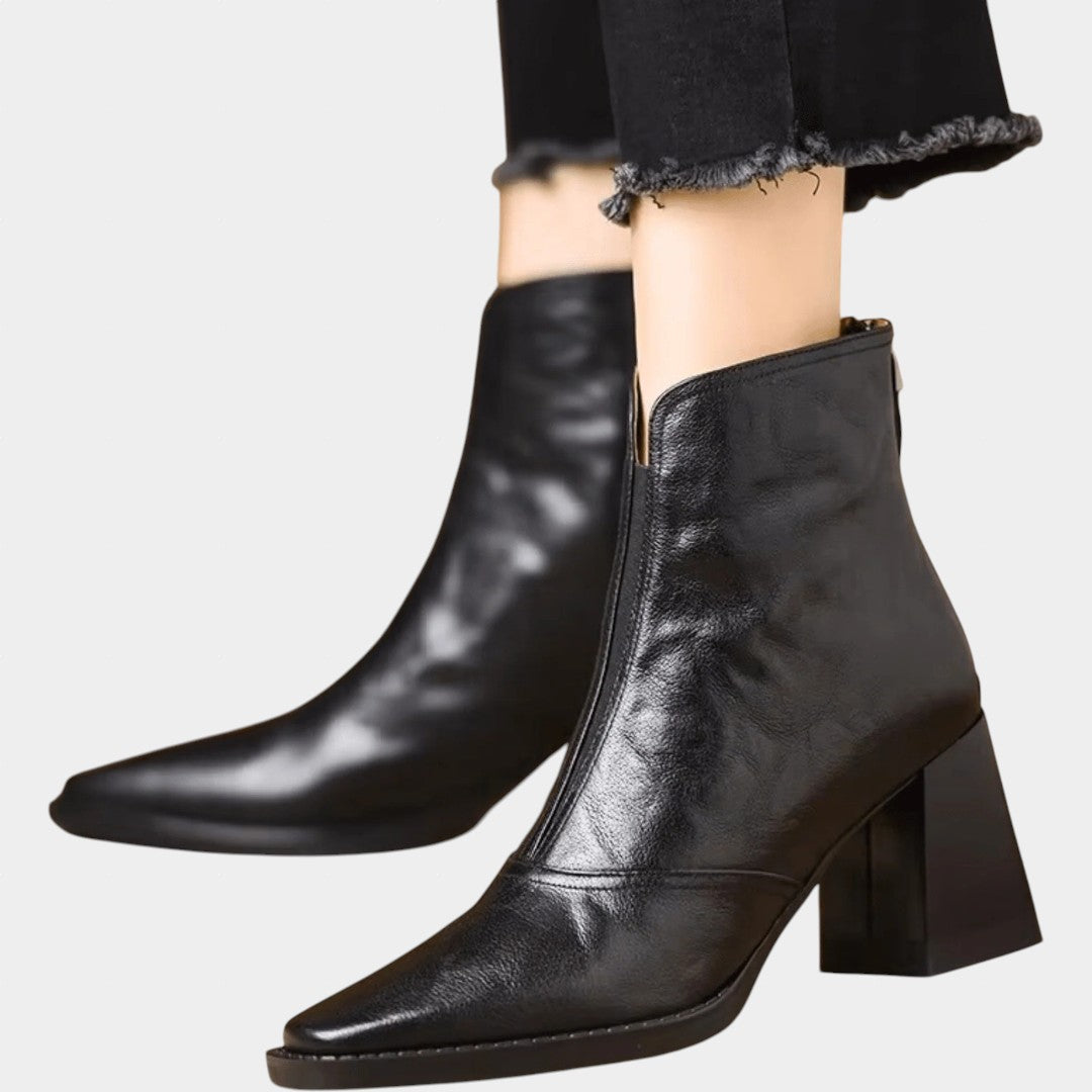 Rēzija - Elegantie ādas zābaki