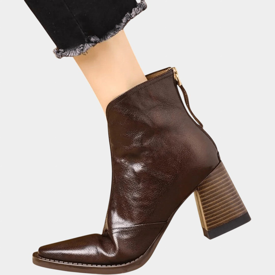 Rēzija - Elegantie ādas zābaki